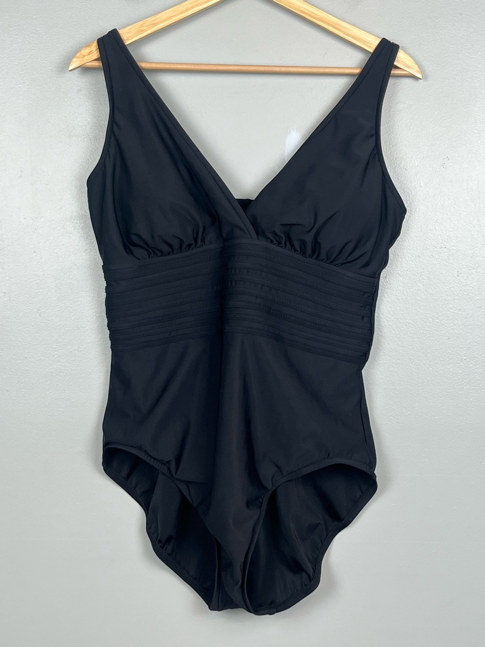 Aqua Green black modest 1 pc. full coverage swimsuit, size XL. - Picture 1 of 9